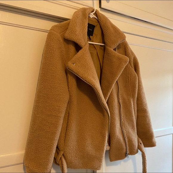 Forever 21 Jackets & Blazers - Sherpa moto jacket